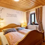 Buchhaus Vier - Dachgeschoss Apartament *
